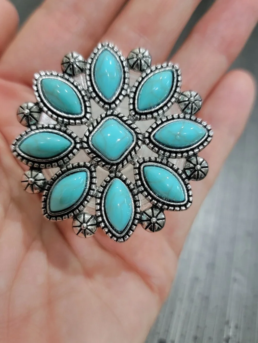 Turquoise Pop Up Cell Phone Handle Women Jewelry